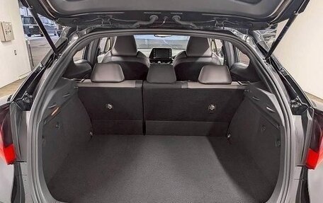 Toyota C-HR I рестайлинг, 2019 год, 1 507 069 рублей, 18 фотография