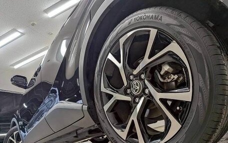 Toyota C-HR I рестайлинг, 2019 год, 1 507 069 рублей, 19 фотография
