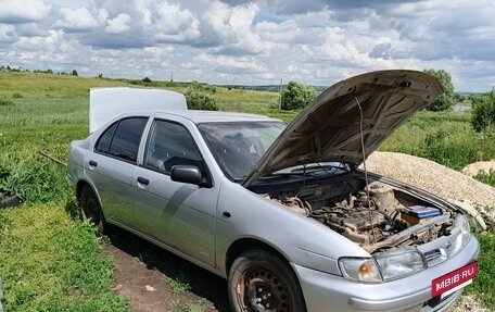Nissan Almera, 1996 год, 86 000 рублей, 2 фотография