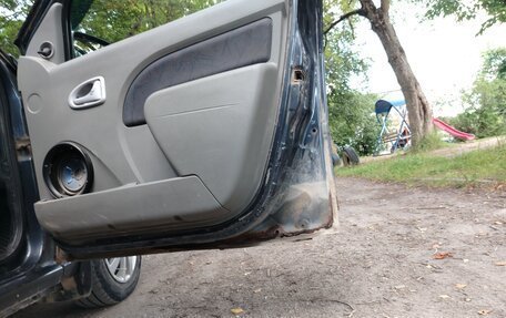 Renault Logan I, 2006 год, 250 000 рублей, 4 фотография