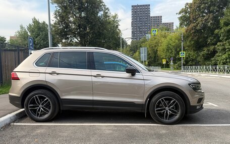 Volkswagen Tiguan II, 2019 год, 2 580 000 рублей, 4 фотография