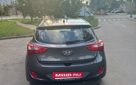 Hyundai i30 II рестайлинг, 2016 год, 900 000 рублей, 11 фотография