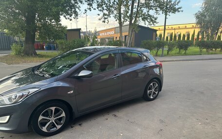 Hyundai i30 II рестайлинг, 2016 год, 900 000 рублей, 10 фотография