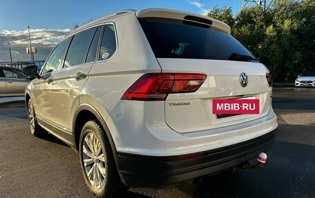 Volkswagen Tiguan II, 2017 год, 2 100 000 рублей, 3 фотография