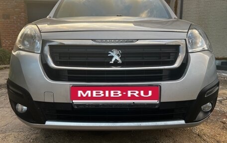 Peugeot Partner II рестайлинг 2, 2017 год, 850 000 рублей, 5 фотография