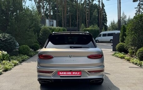 Bentley Bentayga I, 2021 год, 28 000 000 рублей, 5 фотография