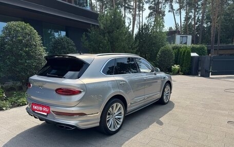 Bentley Bentayga I, 2021 год, 28 000 000 рублей, 2 фотография
