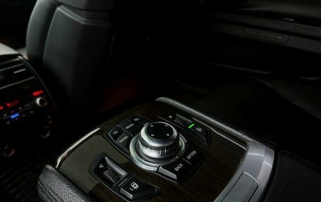 BMW 7 серия, 2011 год, 1 199 000 рублей, 22 фотография
