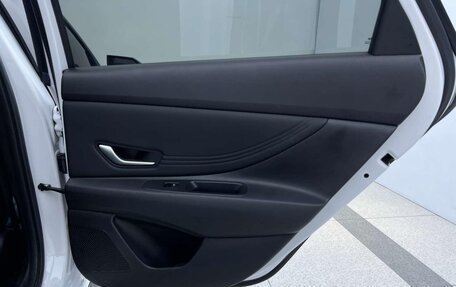 Hyundai Elantra, 2022 год, 1 360 005 рублей, 13 фотография