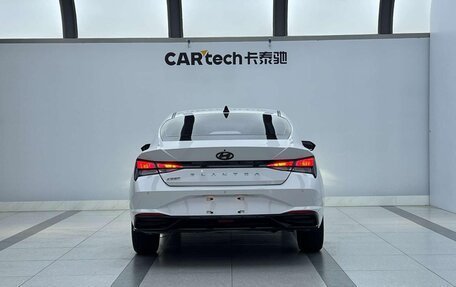 Hyundai Elantra, 2022 год, 1 360 005 рублей, 6 фотография