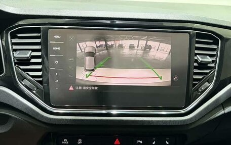 Volkswagen T-Roc I, 2022 год, 1 340 000 рублей, 11 фотография