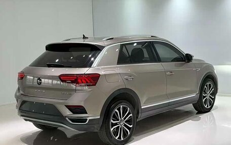 Volkswagen T-Roc I, 2022 год, 1 340 000 рублей, 6 фотография