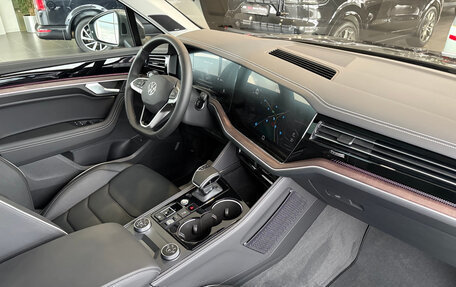 Volkswagen Touareg III, 2026 год, 14 050 000 рублей, 4 фотография
