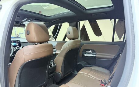 Mercedes-Benz GLB, 2021 год, 2 430 000 рублей, 9 фотография