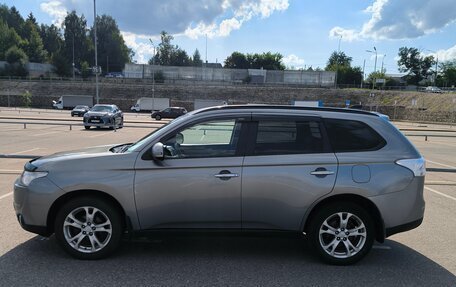 Mitsubishi Outlander III рестайлинг 3, 2012 год, 1 150 000 рублей, 9 фотография