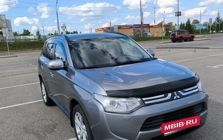 Mitsubishi Outlander III рестайлинг 3, 2012 год, 1 150 000 рублей, 4 фотография