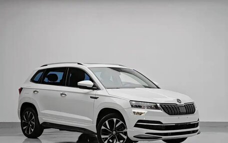 Skoda Karoq I, 2022 год, 2 150 000 рублей, 3 фотография