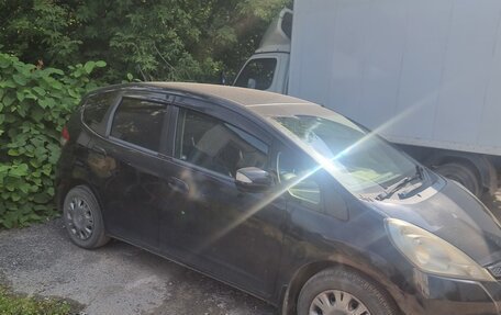 Honda Fit III, 2011 год, 690 000 рублей, 5 фотография