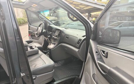 Hyundai Grand Starex Grand Starex I рестайлинг 2, 2018 год, 3 350 000 рублей, 23 фотография