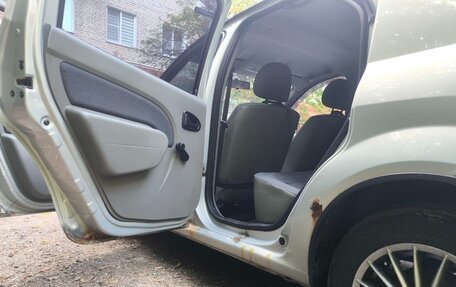 Renault Logan I, 2006 год, 150 000 рублей, 5 фотография
