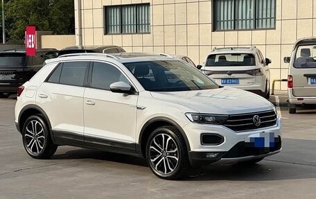 Volkswagen T-Roc I, 2022 год, 1 360 000 рублей, 3 фотография