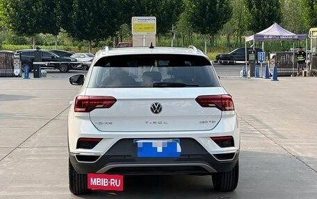 Volkswagen T-Roc I, 2022 год, 1 360 000 рублей, 5 фотография