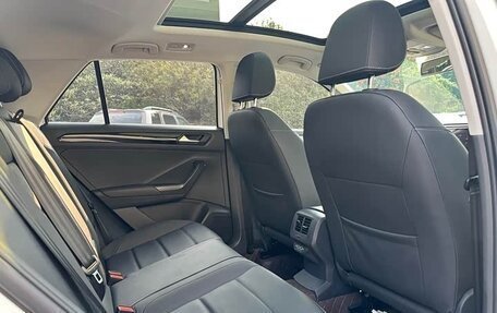 Volkswagen T-Roc I, 2022 год, 1 360 000 рублей, 15 фотография