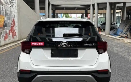 Toyota Yaris XP150 рестайлинг, 2023 год, 1 050 500 рублей, 8 фотография
