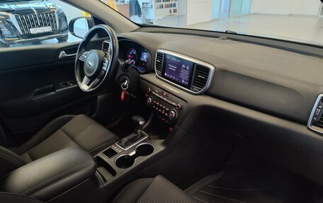 KIA Sportage IV рестайлинг, 2020 год, 2 179 000 рублей, 7 фотография