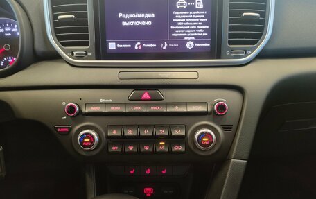 KIA Sportage IV рестайлинг, 2020 год, 2 179 000 рублей, 12 фотография