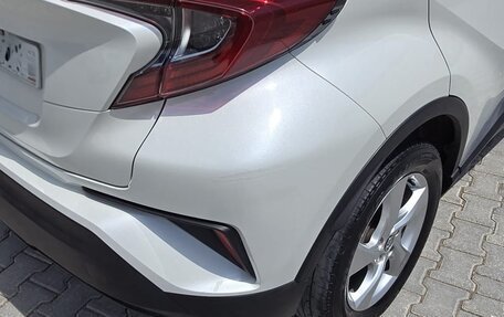 Toyota C-HR I рестайлинг, 2019 год, 1 800 000 рублей, 2 фотография