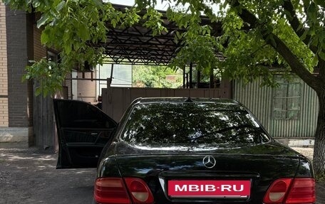Mercedes-Benz E-Класс, 1997 год, 540 000 рублей, 21 фотография