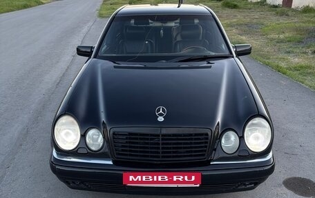 Mercedes-Benz E-Класс, 1997 год, 540 000 рублей, 23 фотография