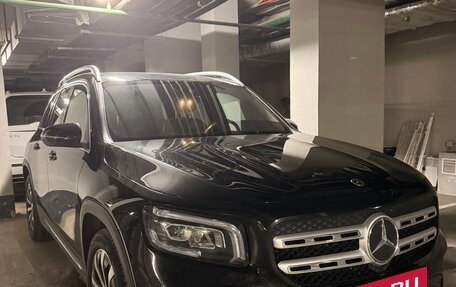 Mercedes-Benz GLB, 2021 год, 4 990 000 рублей, 3 фотография