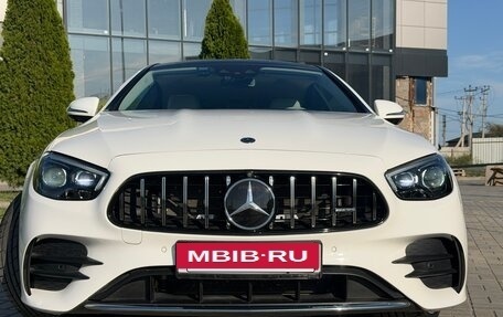 Mercedes-Benz E-Класс, 2020 год, 5 999 999 рублей, 25 фотография
