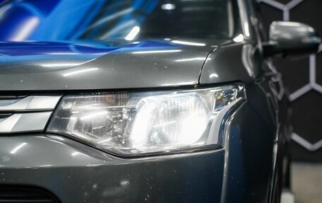 Mitsubishi Outlander III рестайлинг 3, 2014 год, 1 370 000 рублей, 18 фотография
