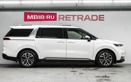 KIA Carnival, 2021 год, 4 199 000 рублей, 5 фотография