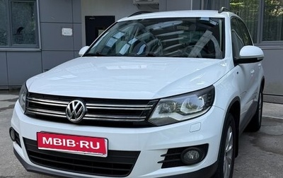 Volkswagen Tiguan I, 2015 год, 1 950 000 рублей, 1 фотография