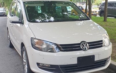 Volkswagen Sharan II, 2013 год, 1 290 000 рублей, 1 фотография