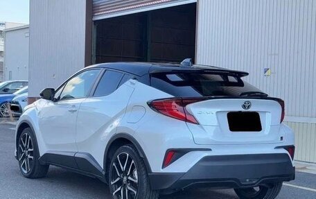 Toyota C-HR I рестайлинг, 2022 год, 1 799 000 рублей, 3 фотография
