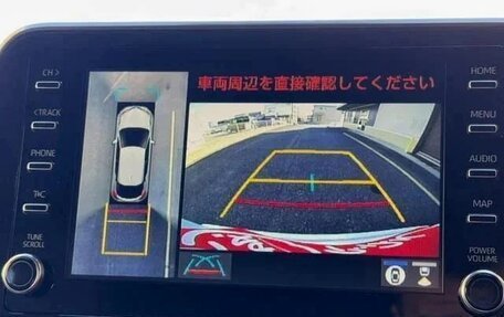 Toyota C-HR I рестайлинг, 2022 год, 1 799 000 рублей, 10 фотография