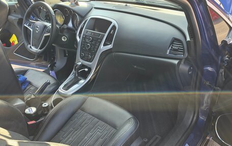 Opel Astra J, 2014 год, 970 000 рублей, 9 фотография