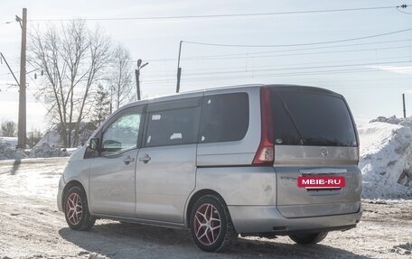 Nissan Serena III, 2009 год, 800 000 рублей, 2 фотография