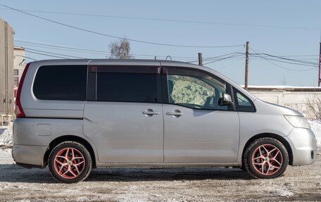 Nissan Serena III, 2009 год, 800 000 рублей, 18 фотография