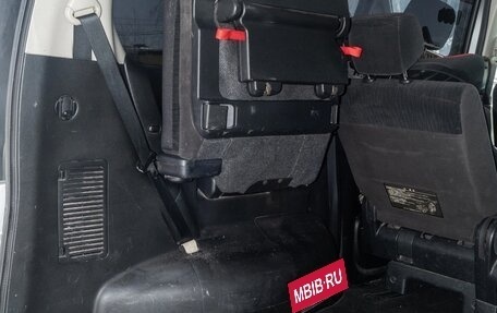 Nissan Serena III, 2009 год, 800 000 рублей, 16 фотография