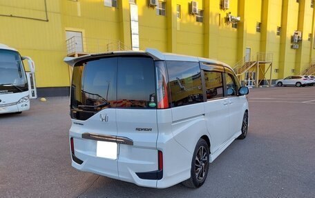 Honda Stepwgn IV, 2021 год, 1 970 000 рублей, 4 фотография
