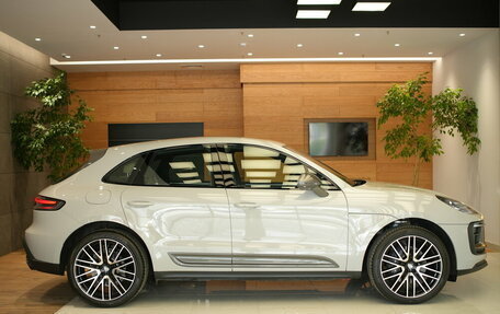Porsche Macan I рестайлинг, 2025 год, 11 999 000 рублей, 4 фотография