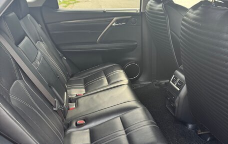 Lexus RX IV рестайлинг, 2016 год, 3 700 000 рублей, 16 фотография