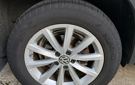 Volkswagen Tiguan I, 2015 год, 1 950 000 рублей, 10 фотография