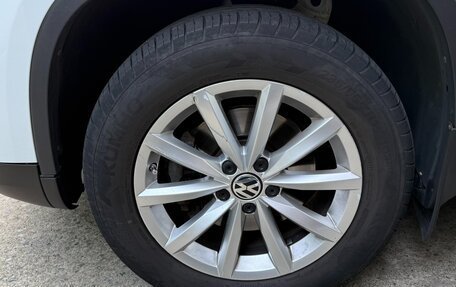 Volkswagen Tiguan I, 2015 год, 1 950 000 рублей, 12 фотография